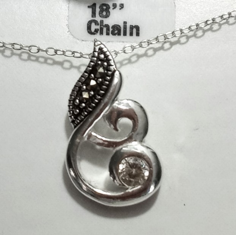 🆕 MARCASITE STERLING SILVER PENDENT & CHAIN
